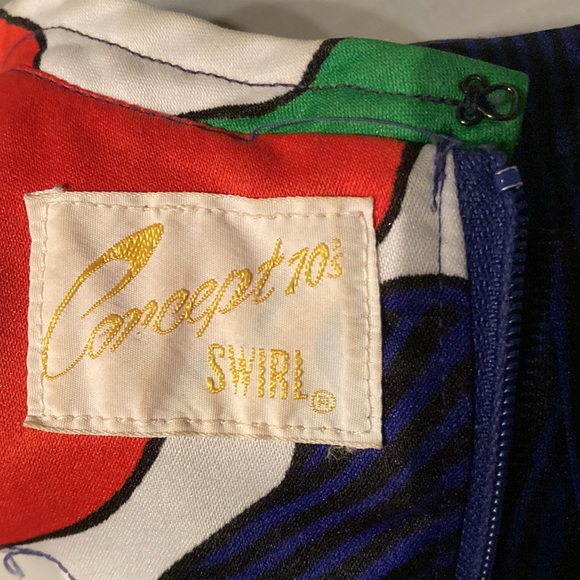 1970s Vintage Swirl Dress - Picture 5 of 7